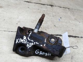 kronstein-dvigatelia-pravyi-geely-emgrand-x7-art-103212