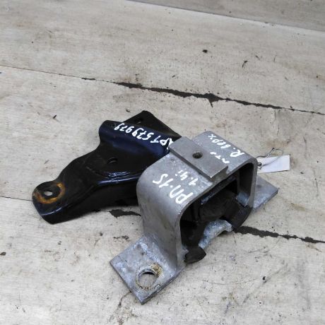 kronstein-dvigatelia-pravyi-opora-renault-logan-i-art-103691-big-2