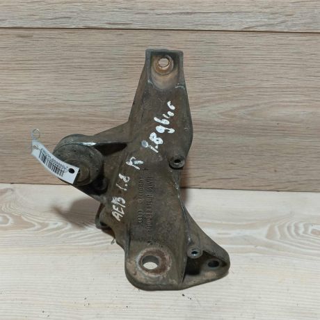 kronstein-dvigatelia-pravyi-volkswagen-passat-b5-art-107194-big-5