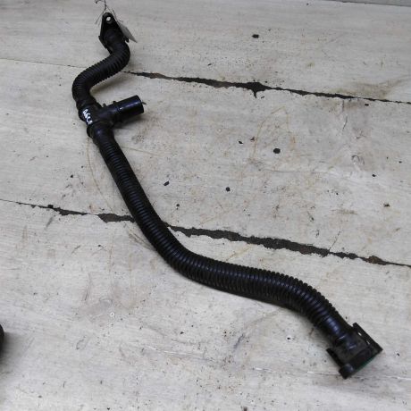 trubka-vakuumnaia-audi-a6-c6-art-107422-big-0