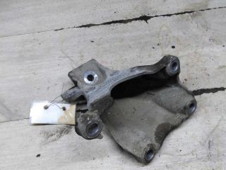 kronstein-krepleniia-dvigatelia-pravyi-audi-a6-c6-art-107441