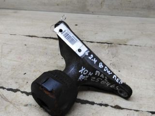 kronstein-dvigatelia-opora-peredniaia-audi-a6-c6-art-107443