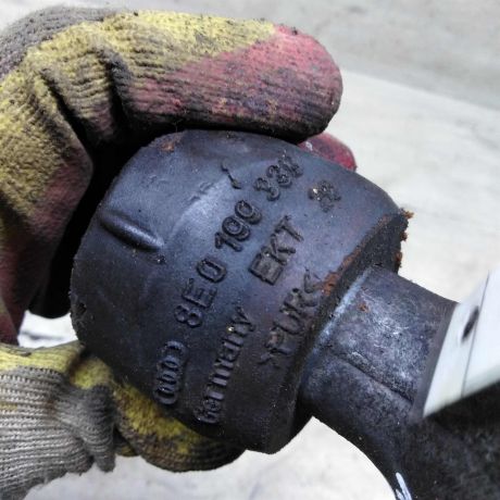 kronstein-dvigatelia-opora-peredniaia-audi-a6-c6-art-107443-big-1