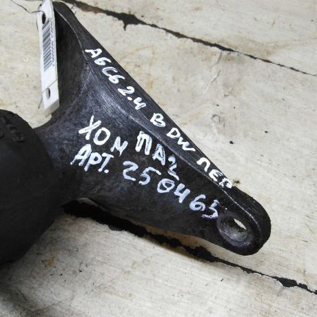 kronstein-dvigatelia-opora-peredniaia-audi-a6-c6-art-107443-big-3