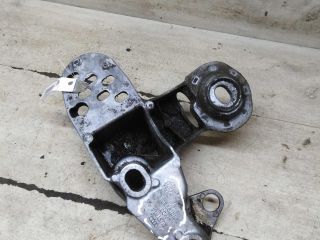 kronstein-krepleniia-dvigatelia-levyi-audi-a4-b5-audi-a6-c5-volkswagen-passat-b5-volkswagen-passat-b5-gp-art-109384