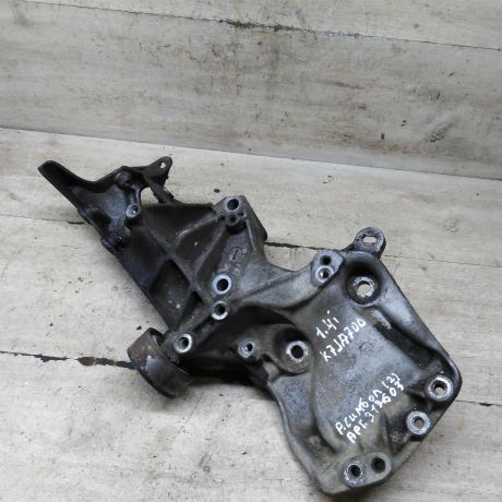 kronstein-krepleniia-kompressora-kondicionera-i-gidrousilitelia-renault-symbol-i-art-109563-big-0