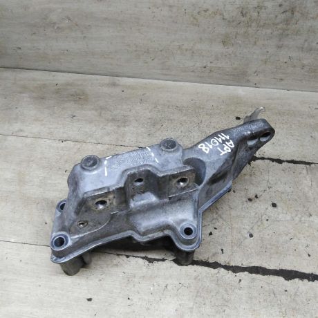 kronstein-dvigatelia-pravyi-verxnii-14-bca-volkswagen-golf-4-skoda-octavia-tour-volkswagen-bora-audi-a3-8l-art-111091-big-1