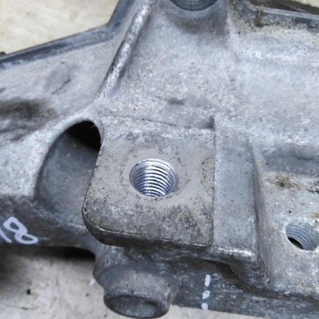 kronstein-dvigatelia-pravyi-verxnii-14-bca-volkswagen-golf-4-skoda-octavia-tour-volkswagen-bora-audi-a3-8l-art-111091-big-3