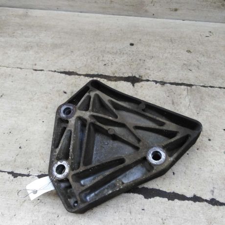 kronstein-kompressora-kondicionera-opel-vectra-c-dorestailing-art-111741-big-0