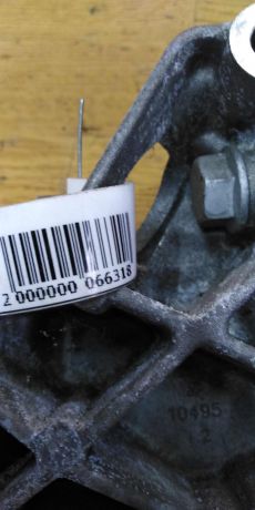 kronstein-natiazitelia-remnia-volkswagen-polo-sedan-art-16846-big-3