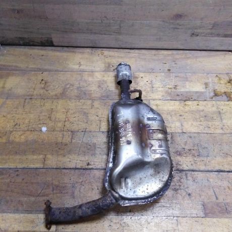 glusitel-levaia-cast-23i-mazda-6-art-43349-big-0