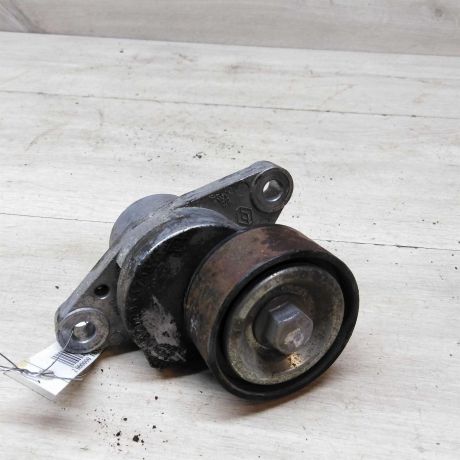 rolik-natiaznoi-lada-largus-art-47750-big-0