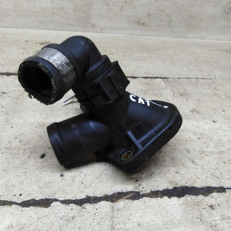 flanec-sistema-oxlazdeniia-dvigatelia-volkswagen-passat-b5-gp-audi-a4-b6-audi-a4-b7-art-104764-big-0