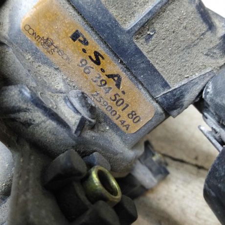 nasos-produvki-katalizatora-peugeot-307-art-104786-big-3