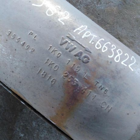 glusitel-volkswagen-jetta-vi-art-105382-big-5