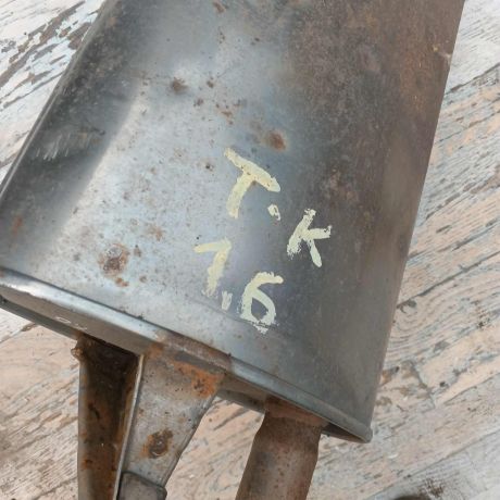 glusitel-toyota-corolla-e120-sedan-art-106683-big-2