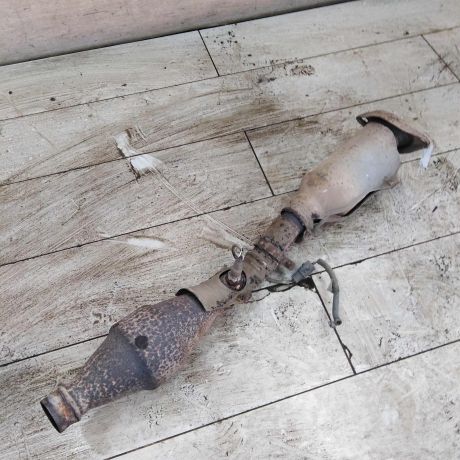 katalizator-priemnaia-truba-nissan-tiida-i-art-110004-big-0