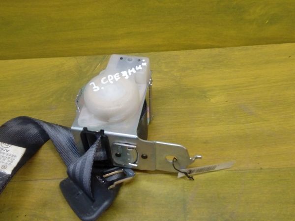 zadnii-srednii-remen-bezopasnosti-nissan-almera-classic-2006g-art-12007-big-1