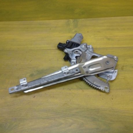 steklopodieemnik-elektriceskii-mitsubishi-steklopodieemnik-zadnii-pravyi-lancer-10-art-12140-big-1