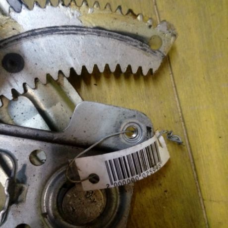 steklopodieemnik-elektriceskii-mitsubishi-steklopodieemnik-zadnii-pravyi-lancer-10-art-12140-big-3