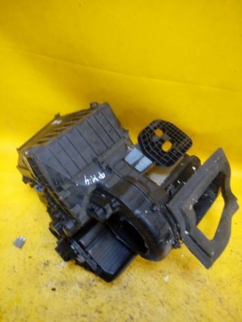 korpus-otopitelia-ford-pecki-s-radiatorom-kondicionera-mondeo-4-art-12164-big-1