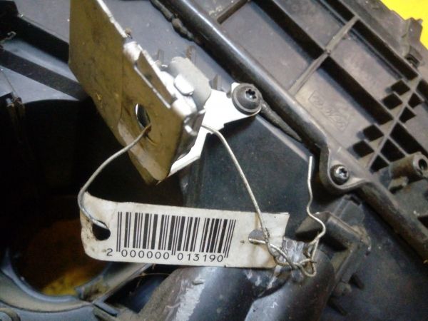 korpus-otopitelia-ford-pecki-s-radiatorom-kondicionera-mondeo-4-art-12164-big-2