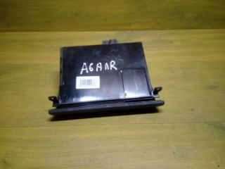 pepelnica-peredniaia-audi-prikurivatel-a6s5-olroud-02g-art-12496