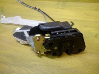 zamok-dveri-hyunday-elantra-2002-god-art-12701