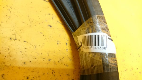 uplotnitel-dveri-audi-a6-c6-art-12804-big-2