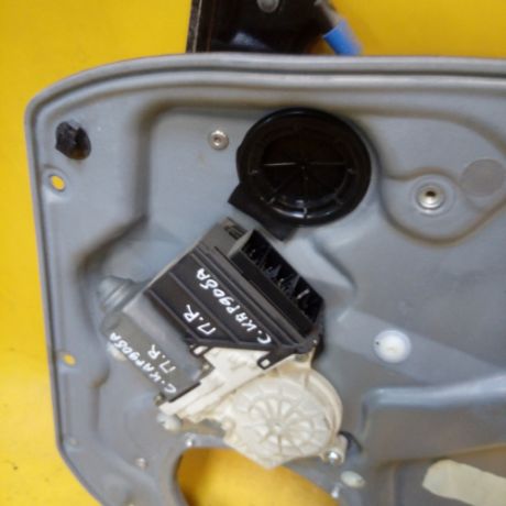 steklopodieemnik-elektriceskii-seat-kordoba-perednii-pravyi-art-13041-big-1