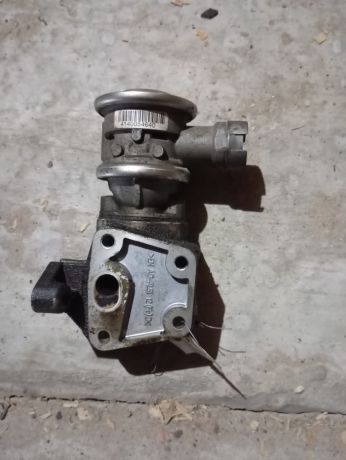 klapan-datcik-egr-skoda-octavia-a5-art-108346-big-1