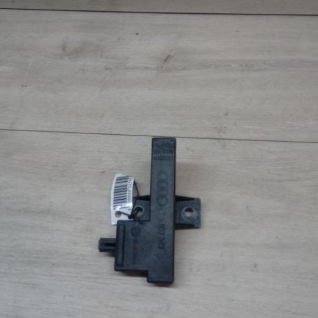 datcik-audi-a6-s6-art-12817-big-1