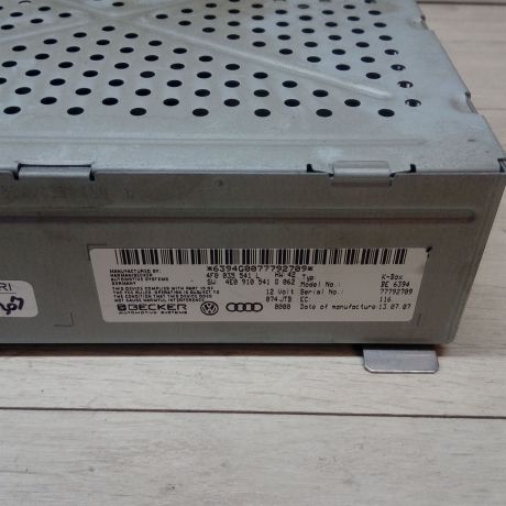 blok-upravleniia-magnitoloi-audi-a6-c6-art-13209-big-3