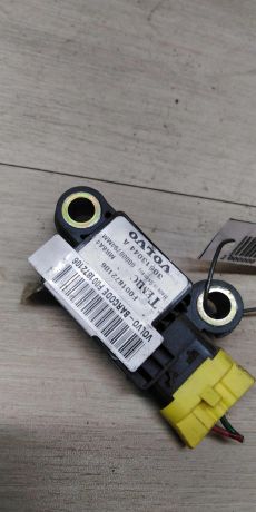 datcik-bezopasnosti-volvo-s40-art-14170-big-1