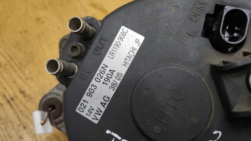 generator-volkswagen-touareg-190-amper-art-20457-big-3