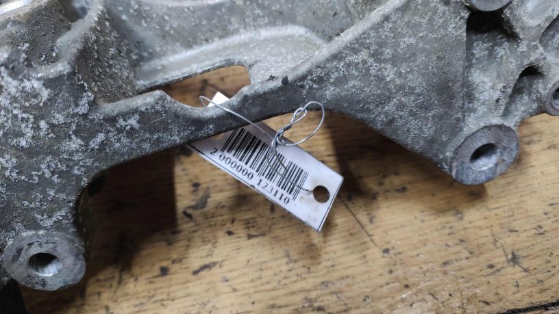 kronstein-generatora-kondicionera-volkswagen-passat-b6-art-20766-big-3