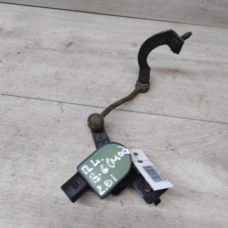 datcik-doroznogo-prosveta-perednii-levyi-volkswagen-passat-b6-art-21008-big-0