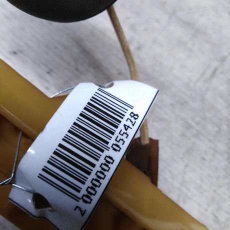 zabornik-s-datcikom-urovnia-topliva-audi-a8-d2-art-24409-big-3