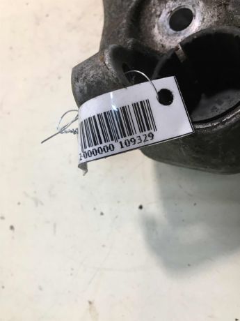 kronstein-krepleniia-generatora-kondicionera-volkswagen-golf-3-art-28171-big-3