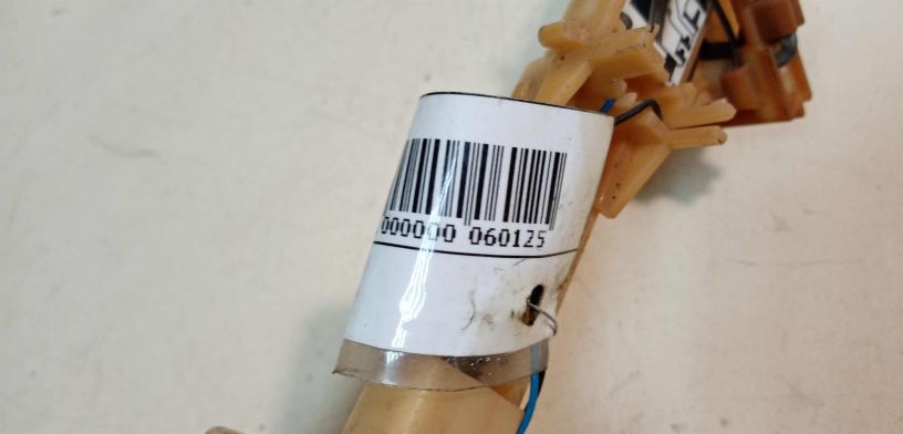 datcik-urovnia-topliva-karbiurator-volkswagen-passat-b3-art-28590-big-2