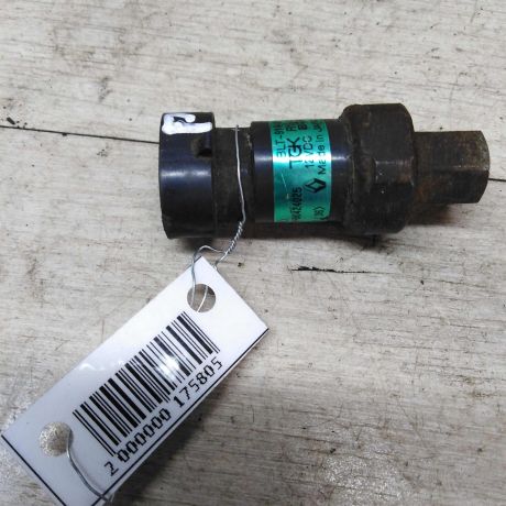 datcik-davleniia-sistemy-kondicionera-renault-scenic-1-do-rest-art-29649-big-1