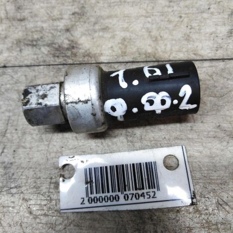 datcik-davleniia-sistemy-kompressora-kondicionera-ford-focus-2-art-33727-big-0