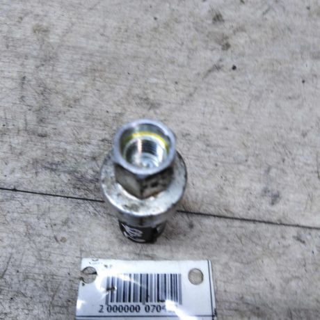 datcik-davleniia-sistemy-kompressora-kondicionera-ford-focus-2-art-33727-big-1