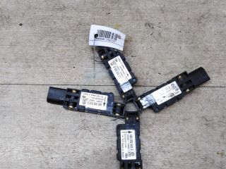 datcik-poduski-bezopasnosti-airbag-volkswagen-touareg-rest-art-33790