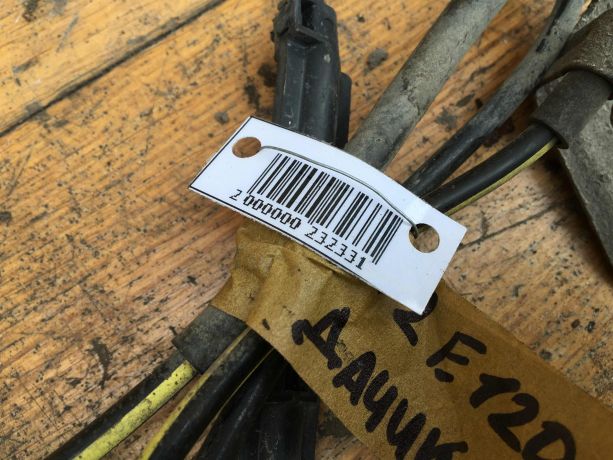 datcik-abs-perednii-pravyi-toyota-corolla-ix-e120-e130-rest-xetcbek-art-37415-big-4