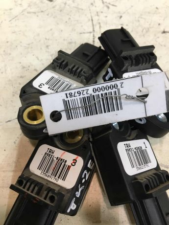 datcik-poduski-bezopasnosti-airbag-toyota-corolla-ix-e120-e130-rest-xetcbek-art-37424-big-1