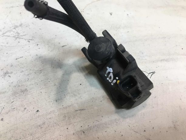 datcik-davleniia-toyota-avensis-iii-09g-art-37498-big-1