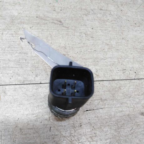 datcik-davleniia-sistemy-kondicionera-ford-c-max-art-41789-big-1