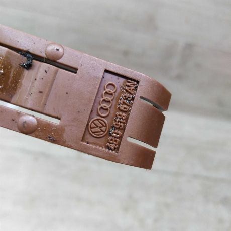 datcik-urovnia-topliva-audi-a6-c5-do-rest-kvatro-24i-art-43433-big-2