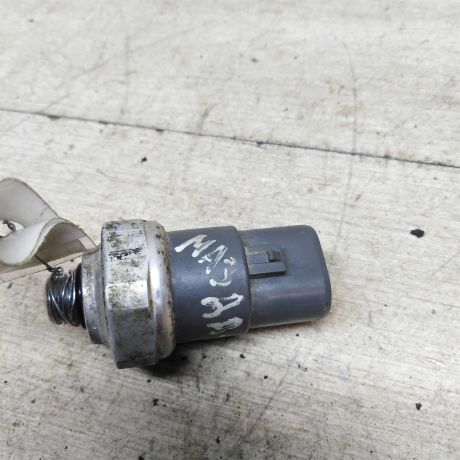 datcik-davleniia-kompressora-kondicionera-mazda-3-bk-art-50227-big-0